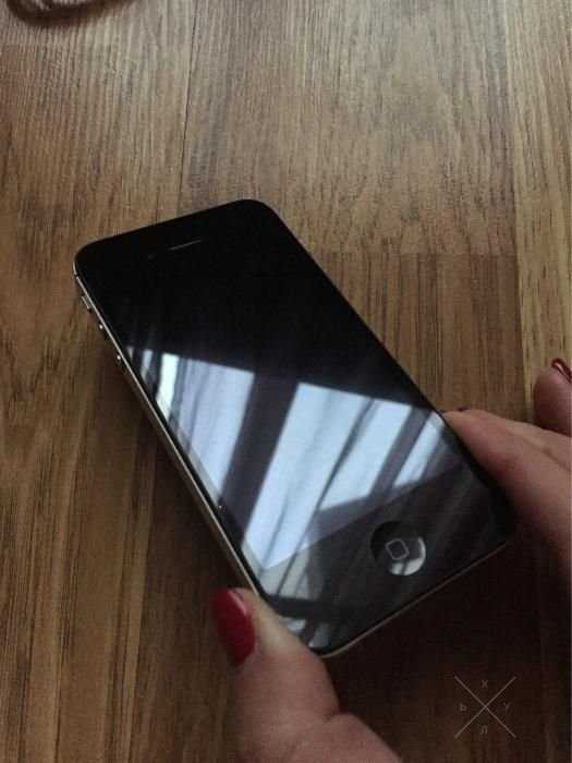 Apple iPhone 4 8gb CDMA