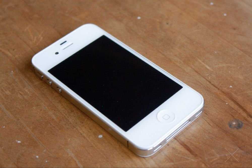 Продам iphone 4