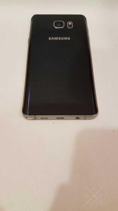 Самсунг Galaxy Note5 (N920) Black/Gold