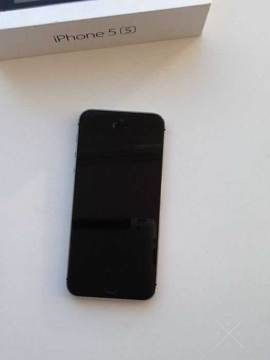 Айфон 5s 16 GB Spase Grey