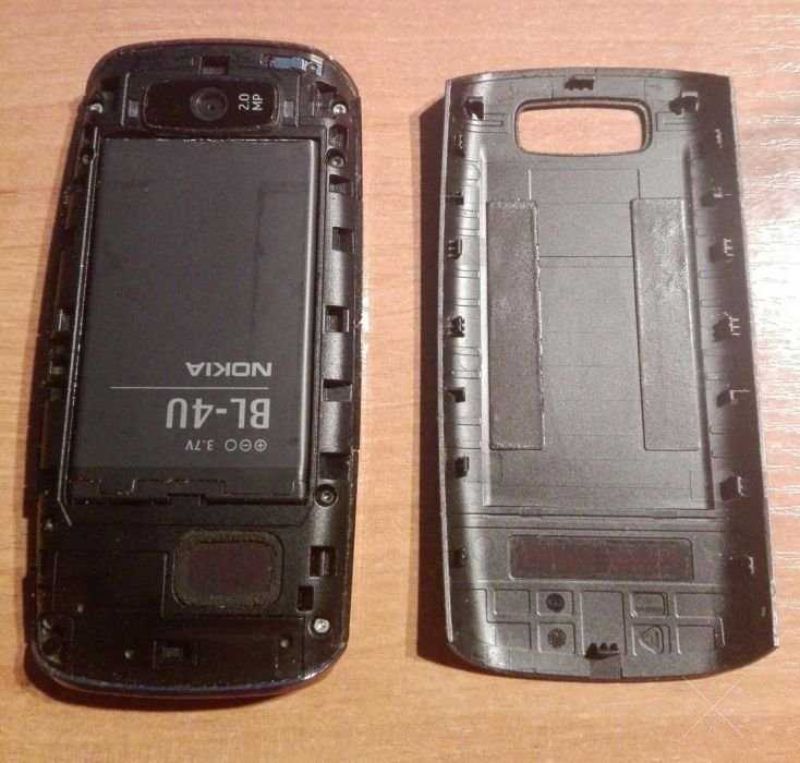 Nokia Asha 305.СРОЧНО