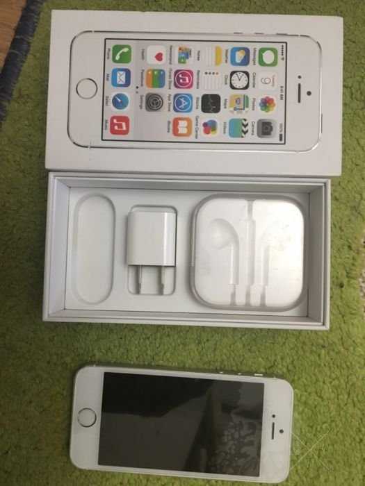 Продам iPhone 5 s 16 go