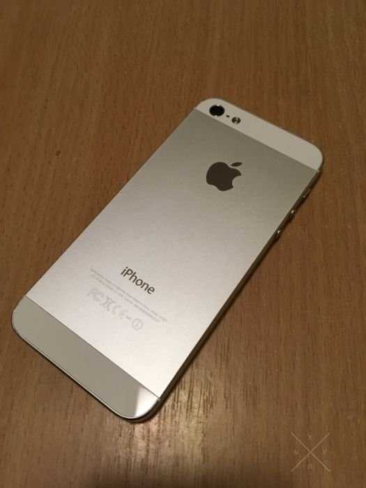 iPhone 5. 16 gb white