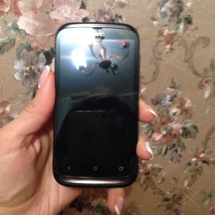 Продам НТС desire v!