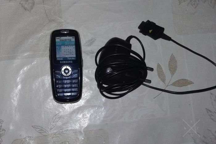Телефон Samsung X620