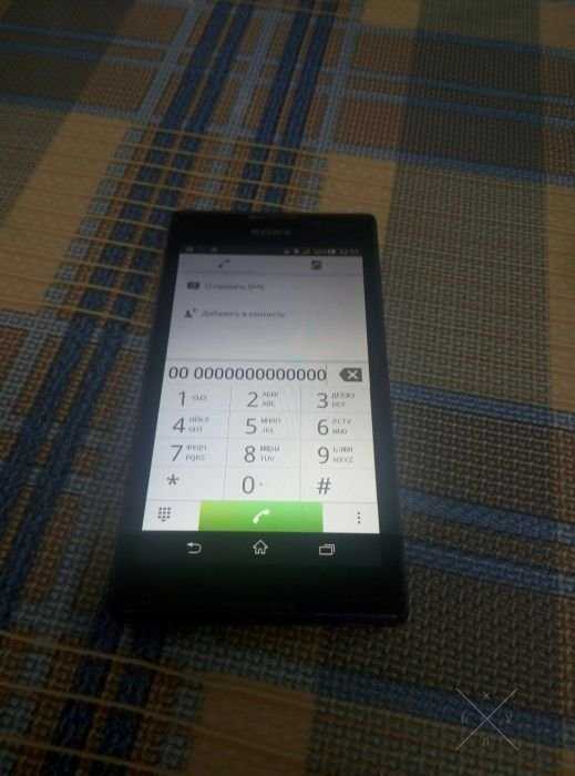 5-ти дюймовый Красавчик SONY Xperia C C2305 Black
