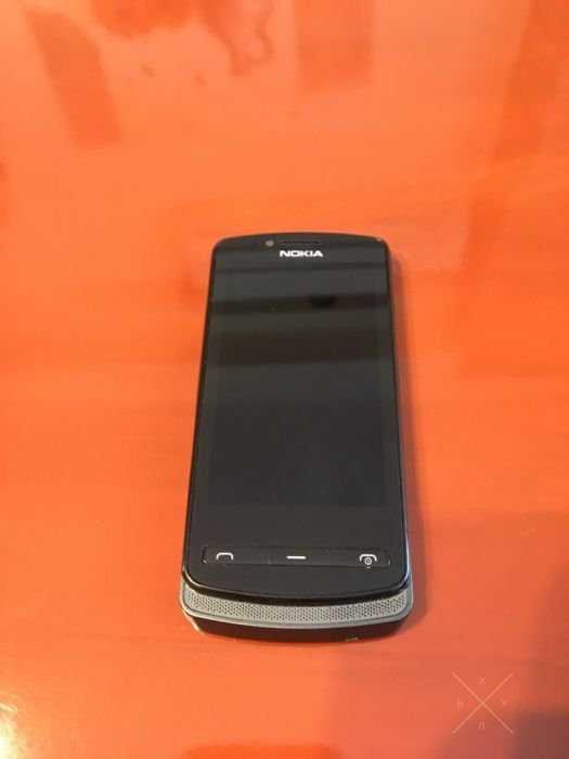 Продам Nokia 700 в идеальном состоянии.