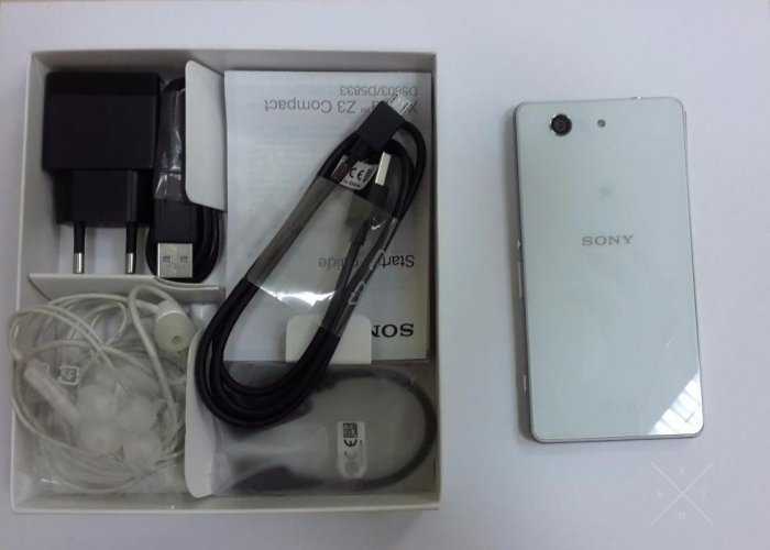 Мобильный телефон Sony Xperia Z3 Compact D5803 White
