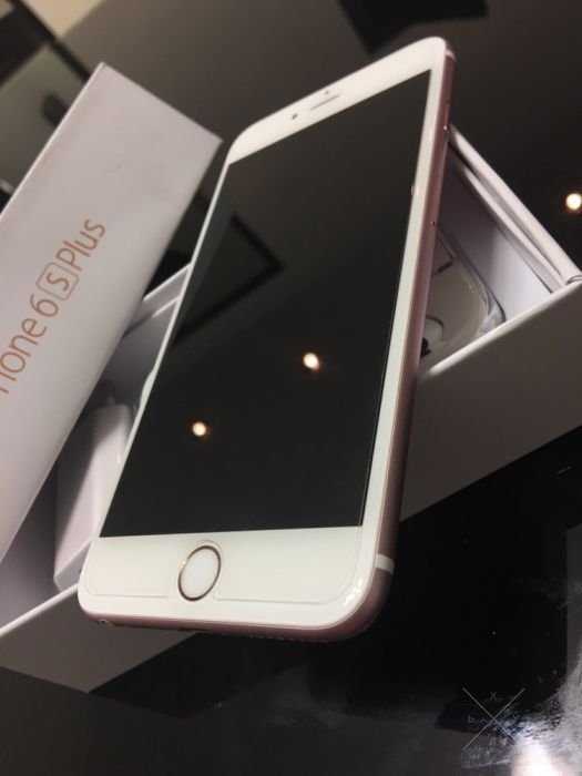 Продам IPhone 6s Plus 64 gb rose gold идеал