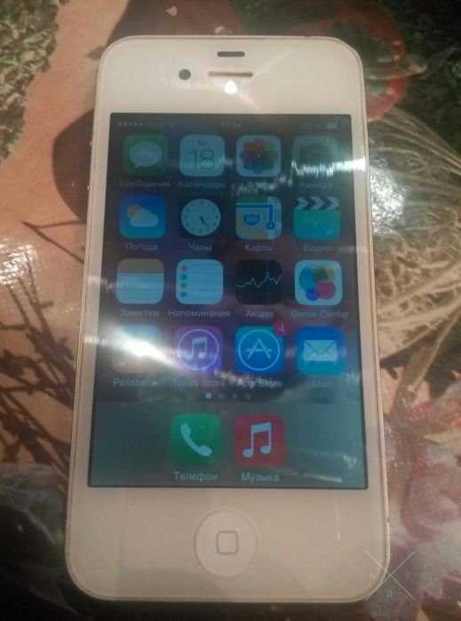 Шикарный Iphone 4S