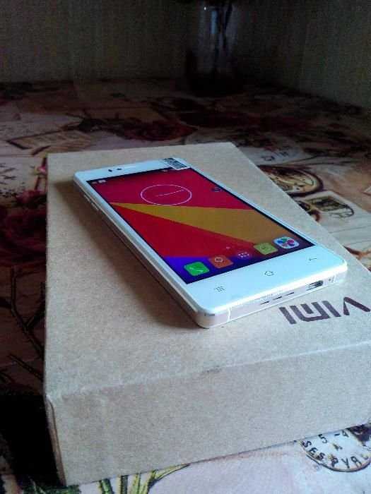 Смартфон Vimi w3-r5 octa core 6592 2gb:16gb IPS 960:540 "5.0" 4.4+ Бам