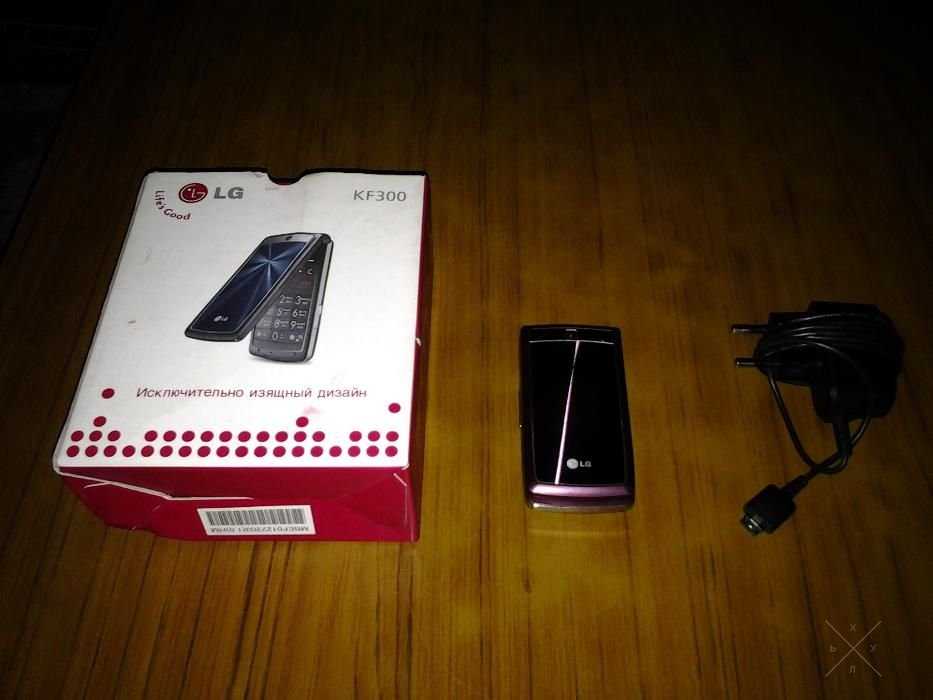 LG kf300 (состояние отличное, полный комплект) Срочно!
