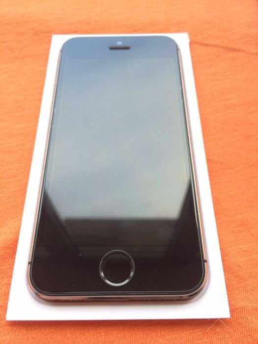 Идеал IPhone 5s,neverlock,комплект