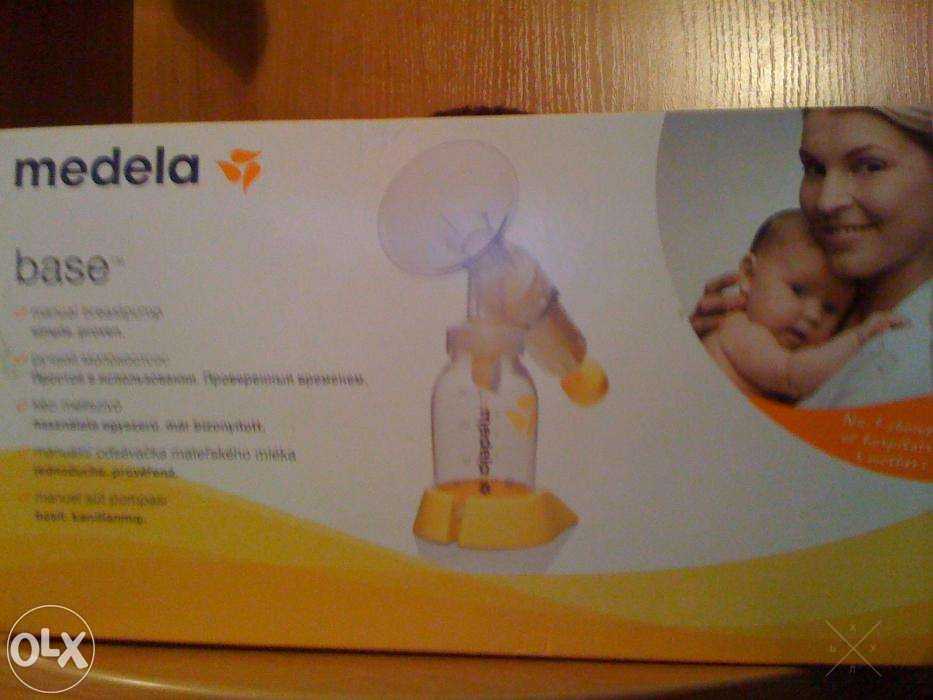 Механический молокоотсос Medela Manual Breast Pump