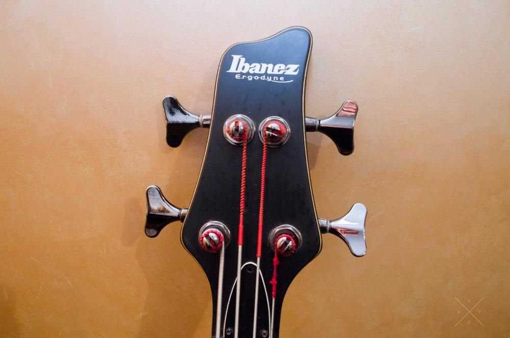 Бас-гитара Ibanez EDB550