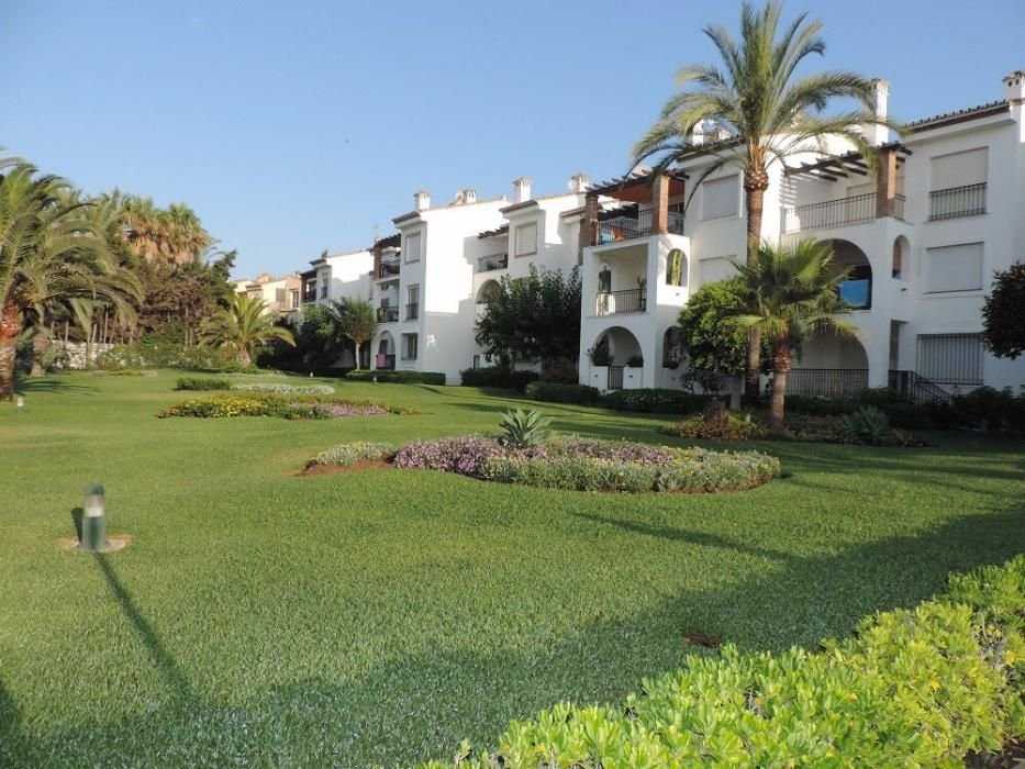 Сдам квартиру в Испании Hacienda Beach Apartment,Марбелья ПЕРВАЯ ЛИНИЯ