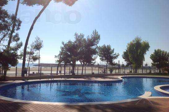 Пентхаус, первая линия, в Torredembarra, Costa Dorada, Испания.