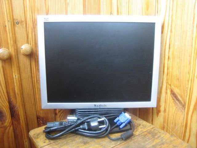 Монитор 15" TFT плоский "ViewSonic"