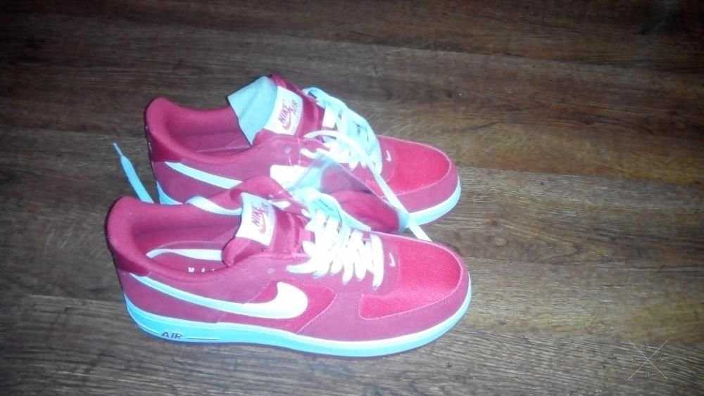 кроссовки Nike 42,5 или 44
