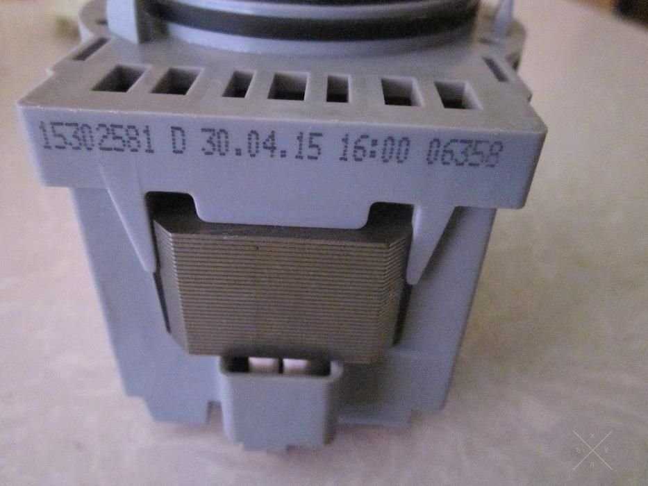 Насос , помпа для стиральной машины Indesit Askoll M231 XP