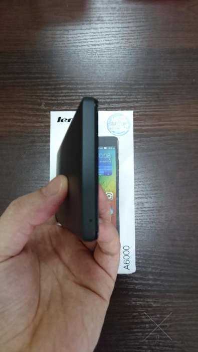 Продам Lenovo A6000 Black