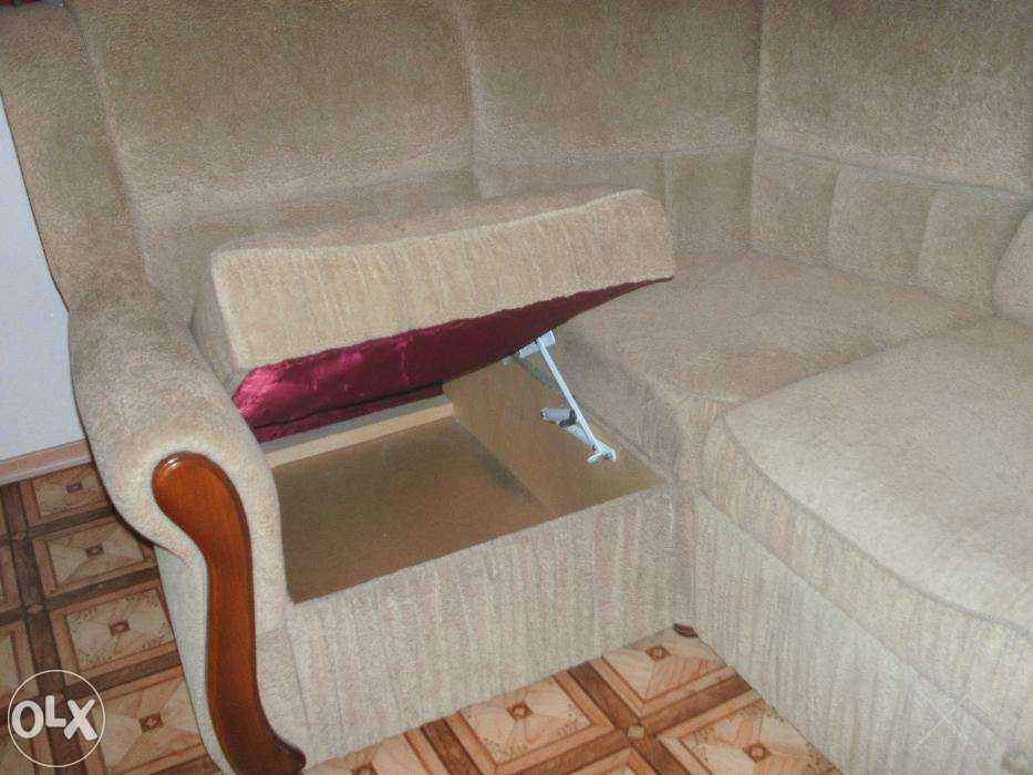 срочно продам мягкий уголок