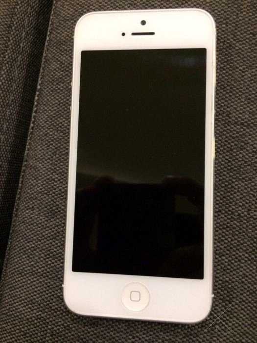 Продам свой IPhone 5 16gb белый