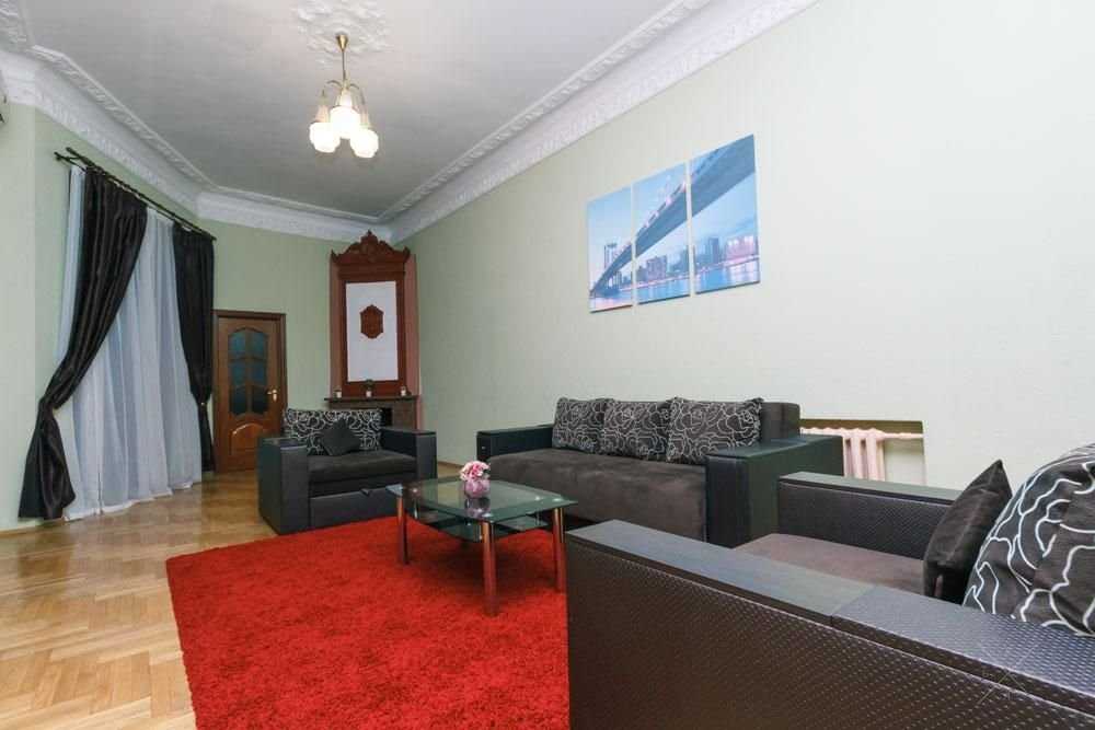 КВАРТИРА в центре КИЕВА с камином 4 комнатная