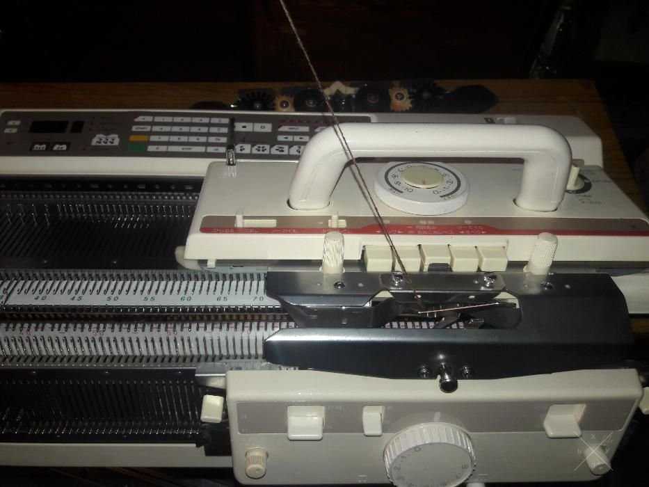 Вязальная двухфонтурная электронная машина BROTHER KH940 KR850
