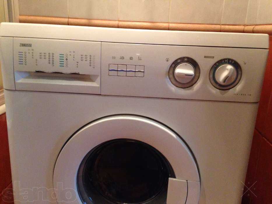 Zanussi FLS 824 CN в отличном состоянии
