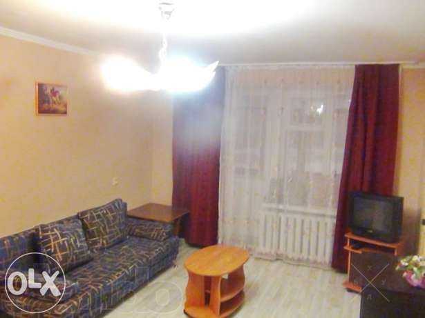 УЮТНАЯ На 4 Места!! в ЦЕНТРЕ - От 300грн!! ЗА НОЧЬ!!, ХОЗЯЙКА + WI-FI
