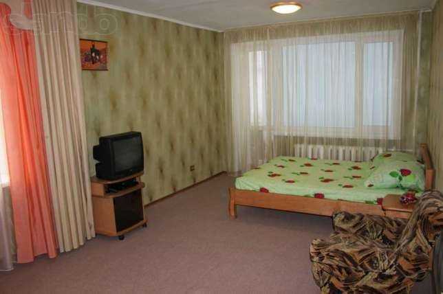 ДВУШКА в ЦЕНТРЕ - 7 Мест,От 300грн!! ЗА НОЧЬ! + WI-FI, БЕЗ Посредников