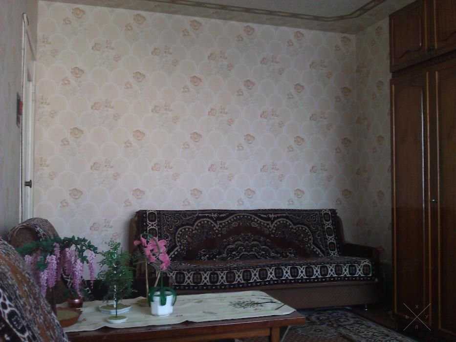 Продам 5-комн. квартиру в г. Кривой Рог, р-н КРЭС.Комнаты раздельные.