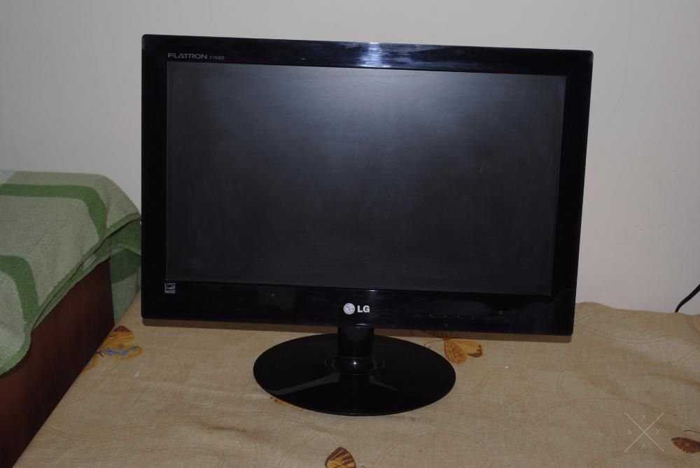 Монитор LG Flatron E1940S