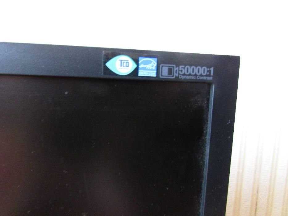 Продам Monitor 20" Samsung SM E2020
