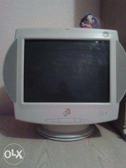 Продам цветной монитор packаrt bell 17