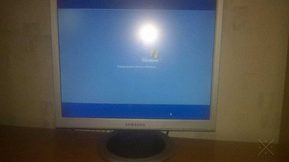 Продам монитор Samsung 710n