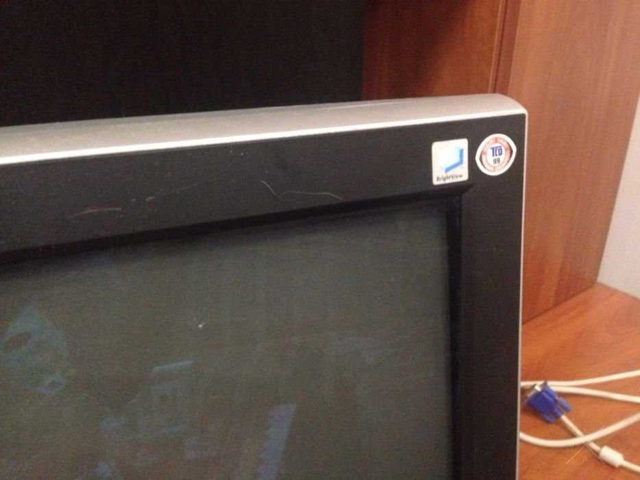 Монитор LG - 17"