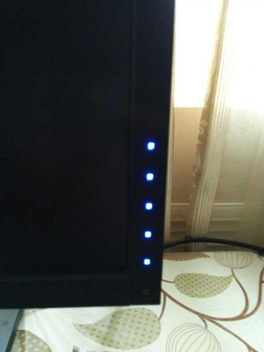 Продам профессиональный монитор Dell2410