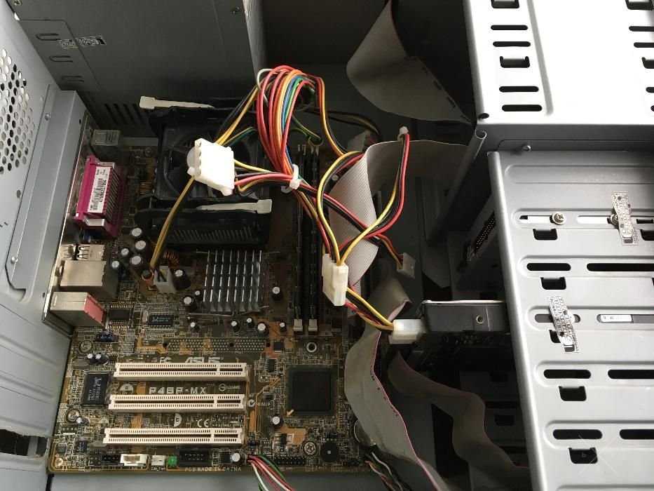 Компьютер Celeron D320. 1Гб ОЗУ. 40 HD