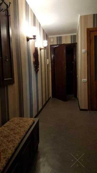 Сдадим в аренду 3-х комнатную квартиру на Печерске ул. Щорса.