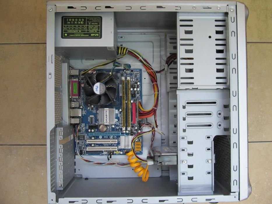 Двухядерный компьютер Xeon (на E3110, аналог Core2Duo E8400)