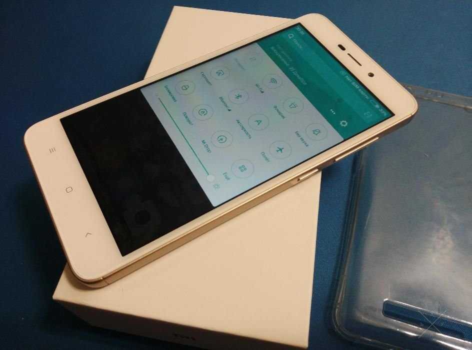 Xiaomi Redmi 4a 2/16GB Gold + чехол+ 2 пленки