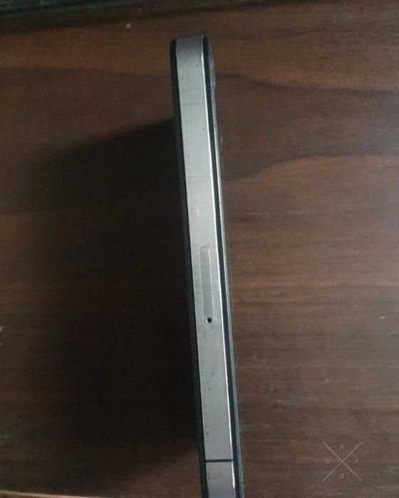 Продам Apple iPhone 4