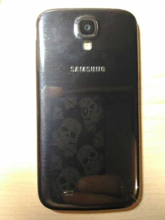 Самсунг 9505, галакси S4,