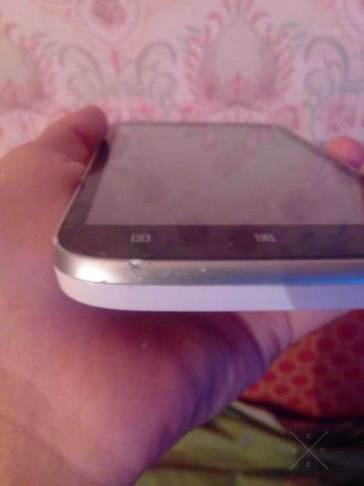Lenovo a560