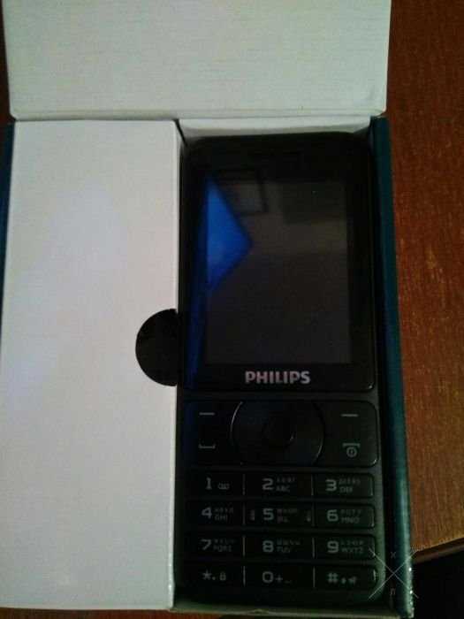 Продам мобильный телефон Philips E181