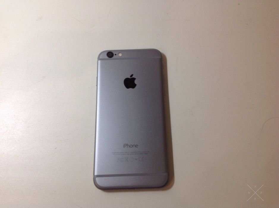 Продам Apple IPhone 6 на 64 гб space grey
