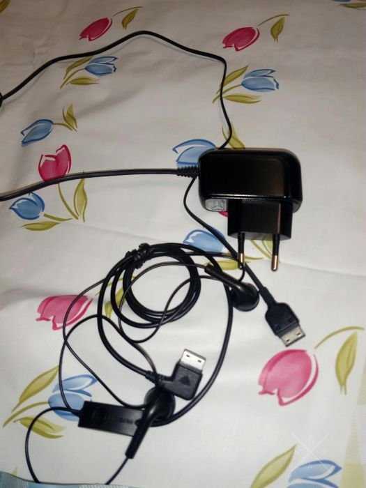 Зарядка samsung и гарнитура