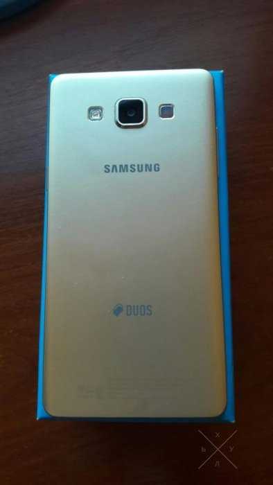 Продам телефон SAMSUNG Galaxy A5